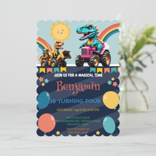 Niedlicher Dinosaurier-Traktor Regenbogen Geburtst Save The Date (Stehend Vorderseite)