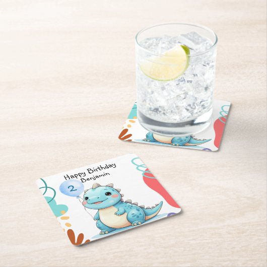 Niedlicher Dinosaurier Wildschwanz Glücklicher Geb Rechteckiger Pappuntersetzer (Vor Ort)