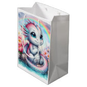 Niedlicher Drache Mittlere Geschenktüte (Rückseite Schrägansicht)