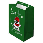 Niedlicher Eisbär des Babys personalisiert Mittlere Geschenktüte (Rückseite Schrägansicht)