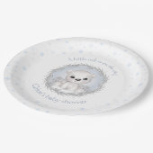 Niedlicher Eisbär Winterjunge Babydusche Weiß Pappteller (Schrägansicht)