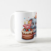 Niedlicher Elefant 12. Geburtstag Kaffeetasse (Vorderseite Links)