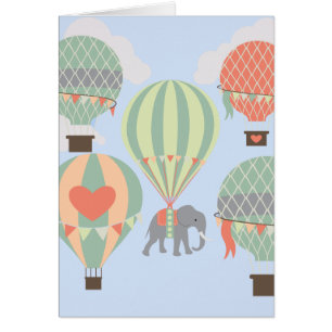 Niedlicher Elefant, der das