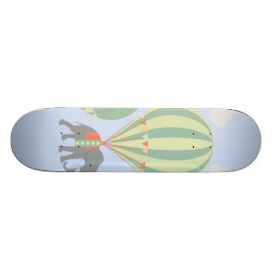 Niedlicher Elefant, der das Skateboard