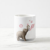 niedlicher Elefant, der rosa Blasen durchbrennt Kaffeetasse (Mittel)