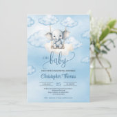 Niedlicher Elefant im Himmelsjunge Einladung (Stehend Vorderseite)