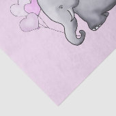 Niedlicher Elefant mit Herzen steigt rosa Seidenpapier (Ausschnitt)