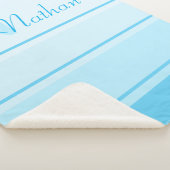Niedlicher Elegant Custom Baby Blue Monogram Name Sherpadecke (3/4)