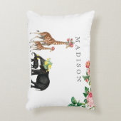 Niedlicher Elephant & Giraffe Bloral Name Baby Dekokissen (Vorderseite(Vertikal))