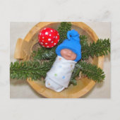 Niedlicher Elf auf Pine mit Toadstool: Polymerschi Postkarte (Vorderseite)