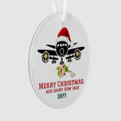 Niedlicher Elf im Flugzeug & Weihnachtsmannmütze,  Ornament (Vorderseite)