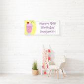 Niedlicher Erdbeereis Sundae Cartoon Banner (Insitu)