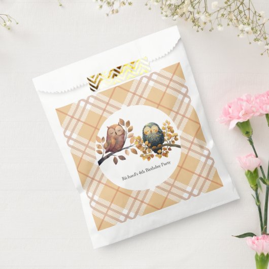 Niedlicher Fall Owl & Eichhörnchen Junge Geburtsta Geschenktütchen (Versiegelt)