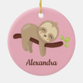 Niedlicher Faultier auf dem Baum Kawaii auf rosa Keramik Ornament (Hinten)