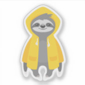 Niedlicher Faultier mit Regenmantel Aufkleber (Vorderseite)