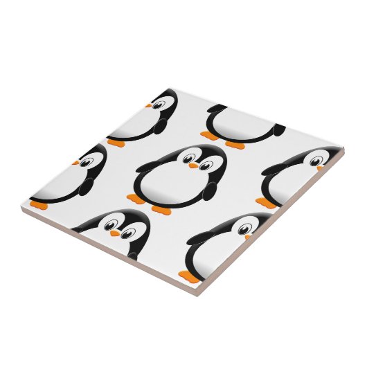 Niedlicher Fett-Pinguin ganz in Weiß Fliese (Seite)