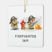 Niedlicher Feuerwehrbären Personalisierter Text Keramikornament (Links)