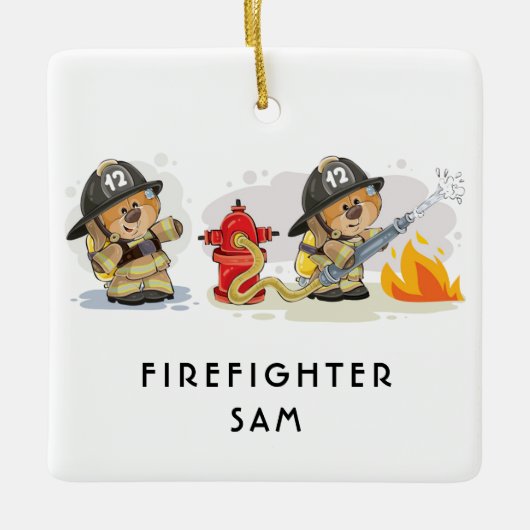 Niedlicher Feuerwehrbären Personalisierter Text Keramikornament (Vorderseite)