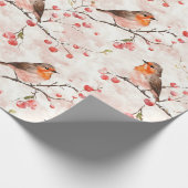 Niedlicher Finkenvogel auf schneebedecktem Winterb Geschenkpapier (Ecke)