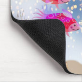 Niedlicher Fisch und Pflanze im Meer Mousepad (Ecke)
