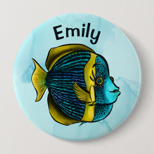 Niedlicher Fisch unter der Meeresschule Kinder Nam Button