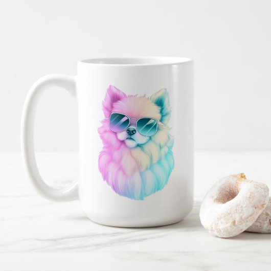 Niedlicher flauschiger Hund  in einer Sonnenbrill Kaffeetasse (Mit Donut)
