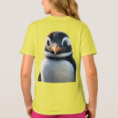 "Niedlicher flauschiger Pinguin" T-Shirt (Rückseite)