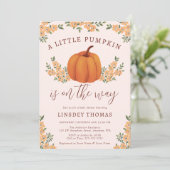 Niedlicher Floral Fall Pumpkin Pink Babydusche Einladung (Stehend Vorderseite)
