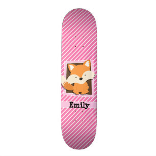 Niedlicher Fox auf rosa und weiße Streifen Skateboard
