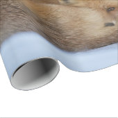 Niedlicher Fox hat das Foto im Winter aufgerissen Geschenkpapier (Rolleneckpunkt)
