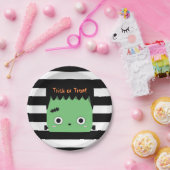 Niedlicher frankensteinischer Trick oder gestreift Pappteller (Party)