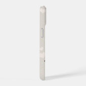 Niedlicher französischer Bulldog in einem Korb mit iPhone 15 Hülle (Rechte Seite)