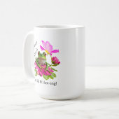 Niedlicher Frosch oder Toad Puff auf rosa Blume Kaffeetasse (Vorderseite Links)