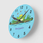 Niedlicher Froschfrosch Cartoon Runde Wanduhr (Winkel)