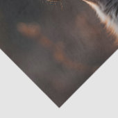 Niedlicher Fuchs mit Schmetterling auf der Nase Seidenpapier (Ausschnitt)