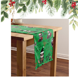 Niedlicher Gangster Weihnachten auf Grün   Großer Tischläufer