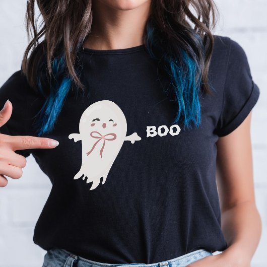 Niedlicher Geist mit Bow Boo T-Shirt