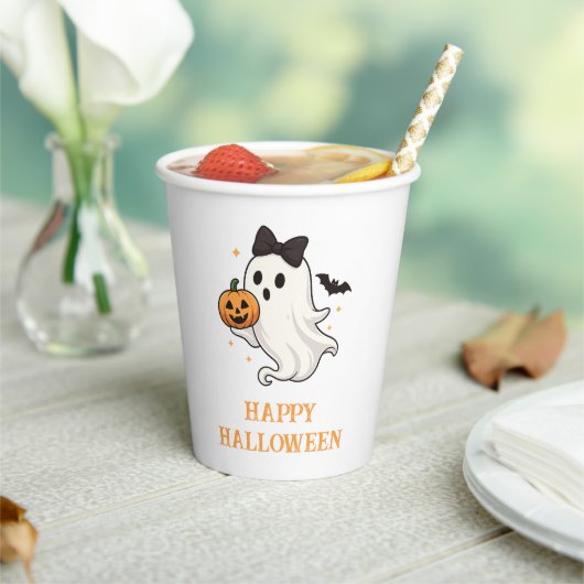 Niedlicher Geist mit Bow und Pumpkin | Halloween Pappbecher (In Situ)