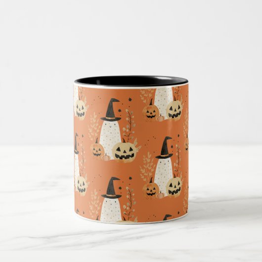 Niedlicher Geist mit Jack - o-Lanterns Halloween-M Zweifarbige Tasse (Mittel)