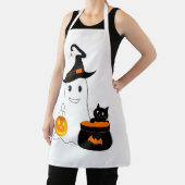 Niedlicher Geist mit schwarzer Katze feiert Halbze Schürze (InSitu)