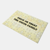 Niedlicher Geistertrick oder -treat, Halloween Fußmatte (Schrägansicht)