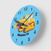 Niedlicher gelber Bulldozer-Comiczeichner Runde Wanduhr (Winkel)