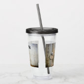 Niedlicher gepolsterter Bär Rustikale Holzwand Acryltrinkbecher (Links)