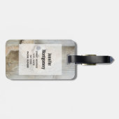 Niedlicher gepolsterter Bär Rustikale Holzwand Gepäckanhänger (Rückseite horizontal)