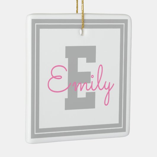 Niedlicher Gerahmter Name und Monogramm | Light Gr Keramikornament (Rechts)