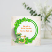 Niedlicher Girl Dragon, Clover Wreath Irish Baby D Einladung (Stehend Vorderseite)