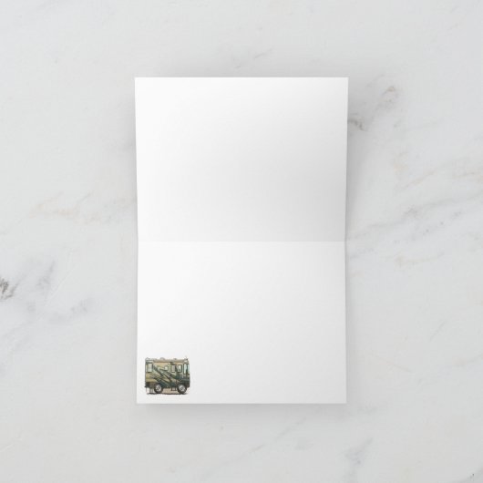 Niedlicher glücklicher Lagerbewohner großer RV-Zug Karte (Innenseite)