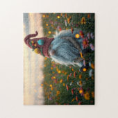 Niedlicher Gnom in den Wildblumen Puzzle (Vertikal)