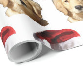 Niedlicher Golden Retriever mit einem Weihnachtshu Geschenkpapier (Rolleneckpunkt)