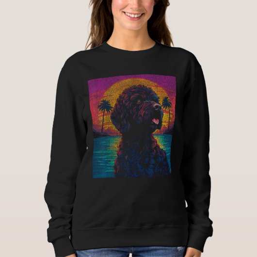 Niedlicher Goldendoodle-Sonnenuntergang Vintager R Sweatshirt (Vorderseite)